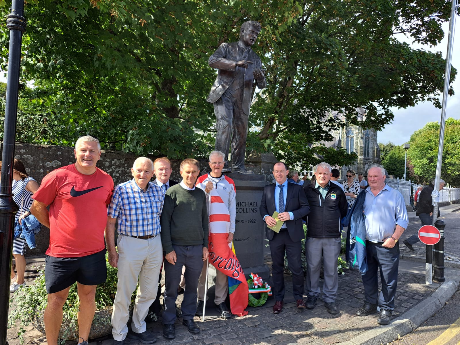 Cork GAA chairman lays wreath at Michael Collins statue Clonakilty